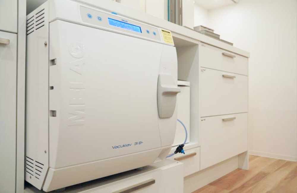 滅菌器：Vacuklav 31 B+